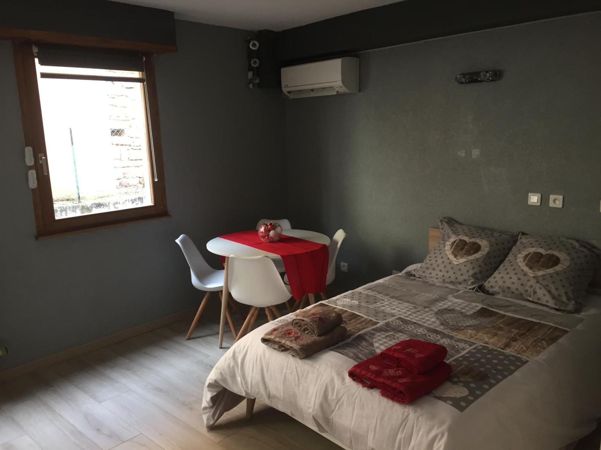 Grande Chambre Climatisee 1 A 4 Couchages Wasselonne Exterior photo